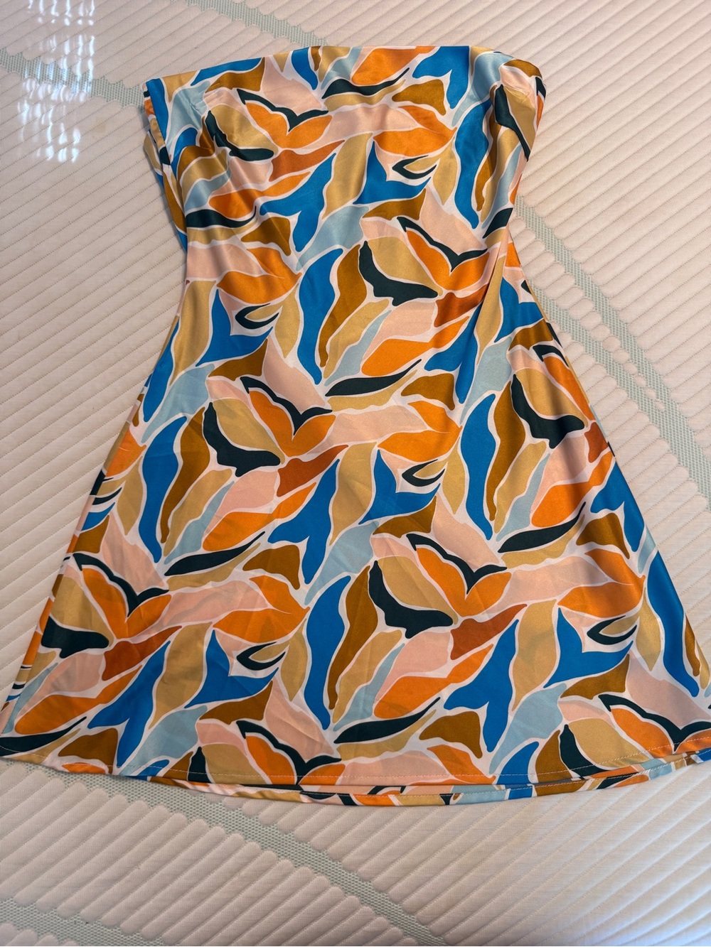 Lush Multicolor Strapless Abstract Print Mini Dress
